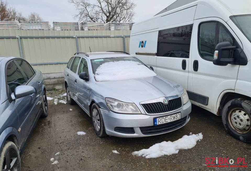 2013' Skoda Octavia photo #1
