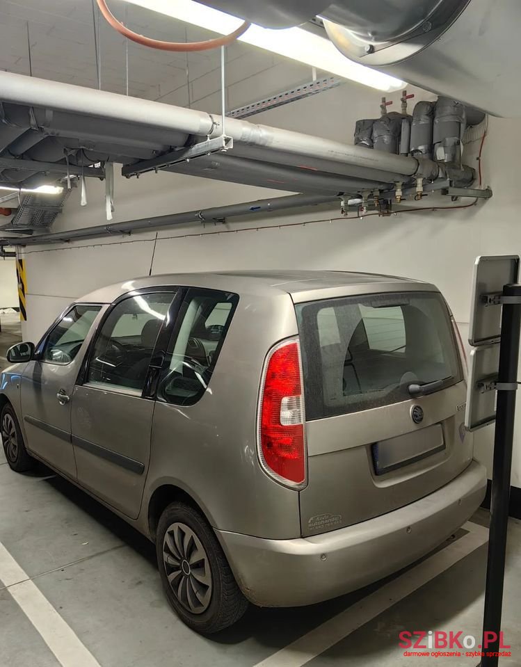 2007' Skoda Roomster 1.4 16V photo #2