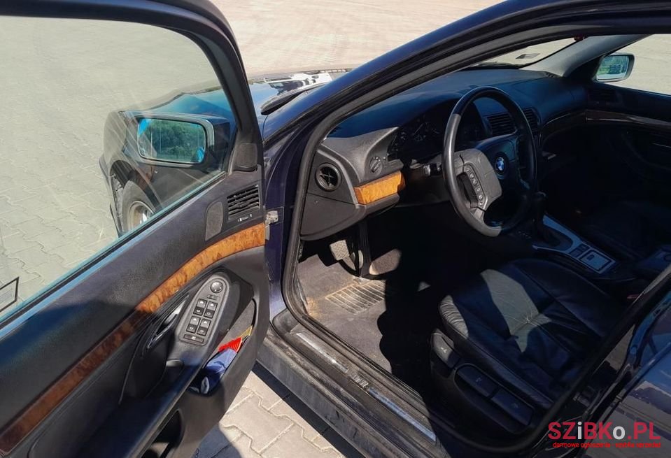 2001' BMW 5 Series photo #6