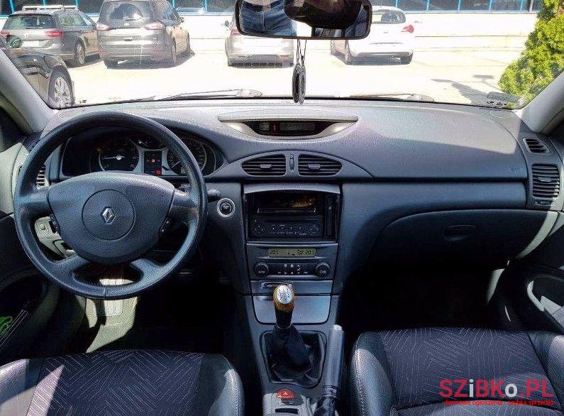 2002' Renault Laguna photo #1