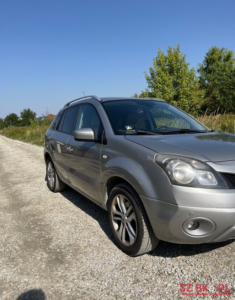 2010' Renault Koleos 2.0 Dci 4X4 Bose Edition photo #4