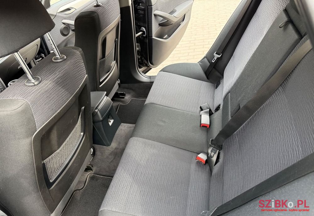 2015' BMW X1 Xdrive18D photo #5