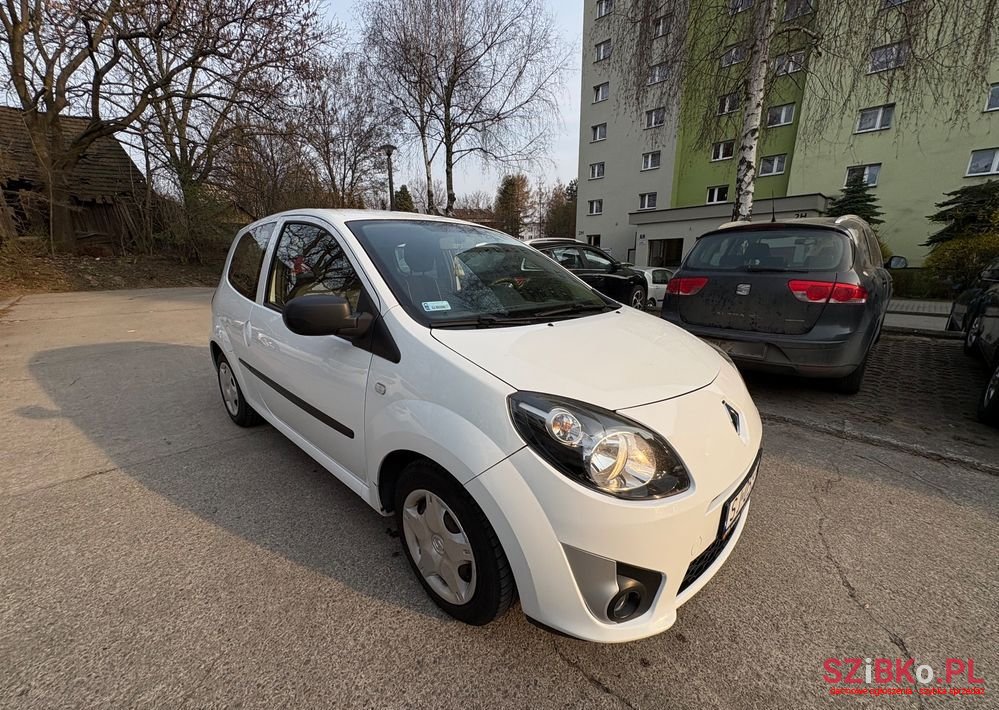 2010' Renault Twingo photo #3