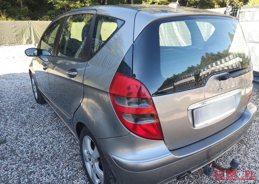 2004' Mercedes-Benz A-Class 170 Avantgarde photo #6