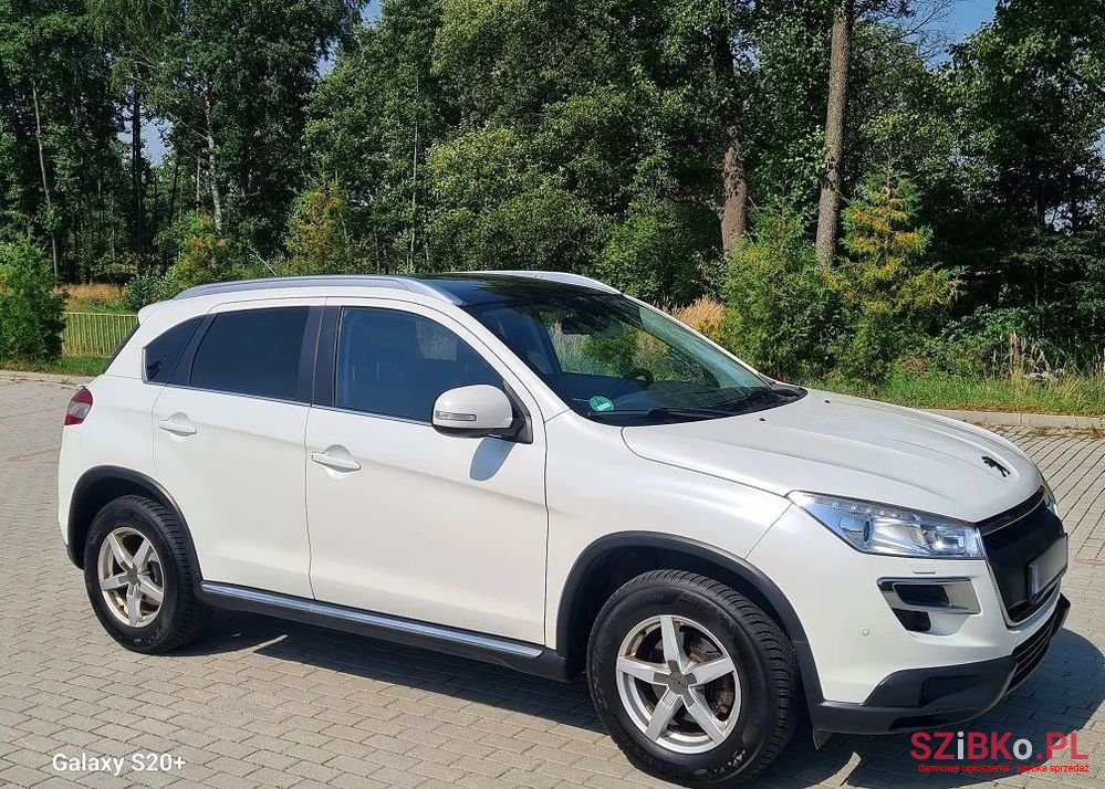 2012' Peugeot 4008 photo #4