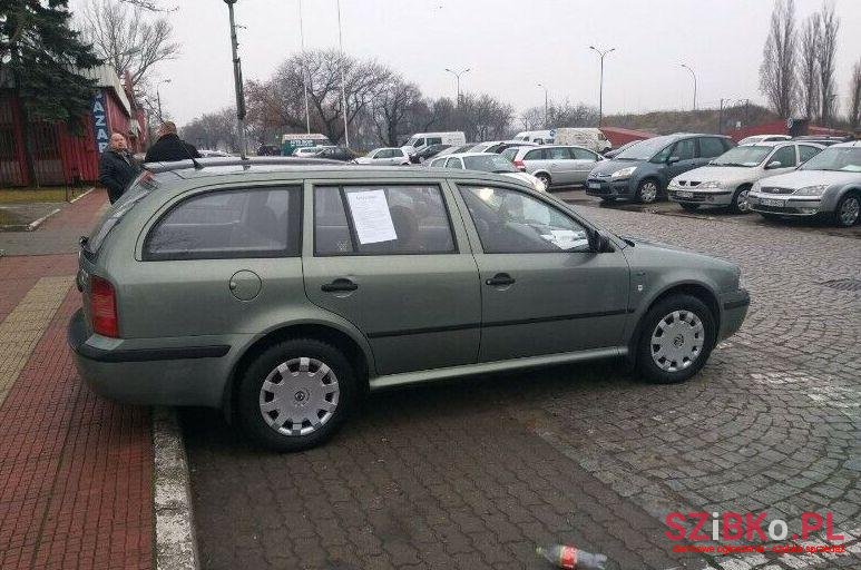 2004' Skoda Octavia photo #1