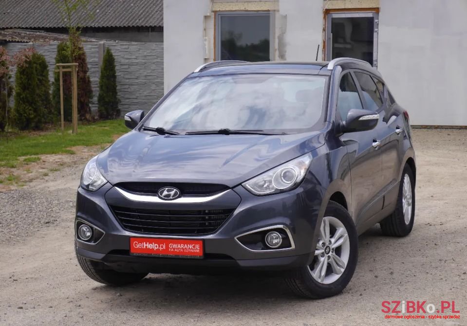 2011' Hyundai ix35 photo #1