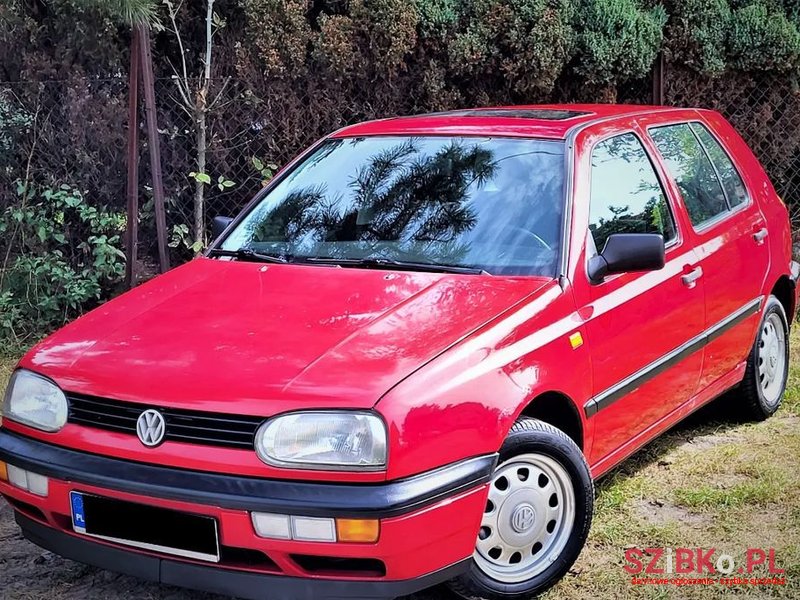 1995' Volkswagen Golf photo #1