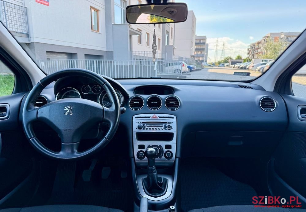 2010' Peugeot 308 1.6 Premium Plus photo #5