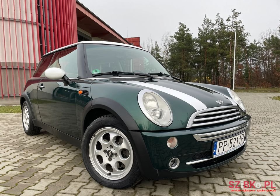 2004' MINI One photo #1