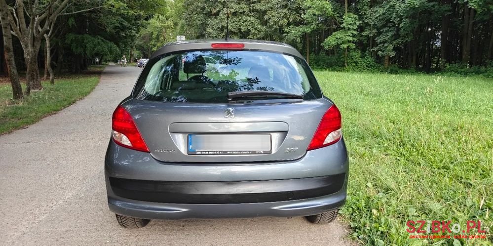 2011' Peugeot 207 1.4 Access photo #2