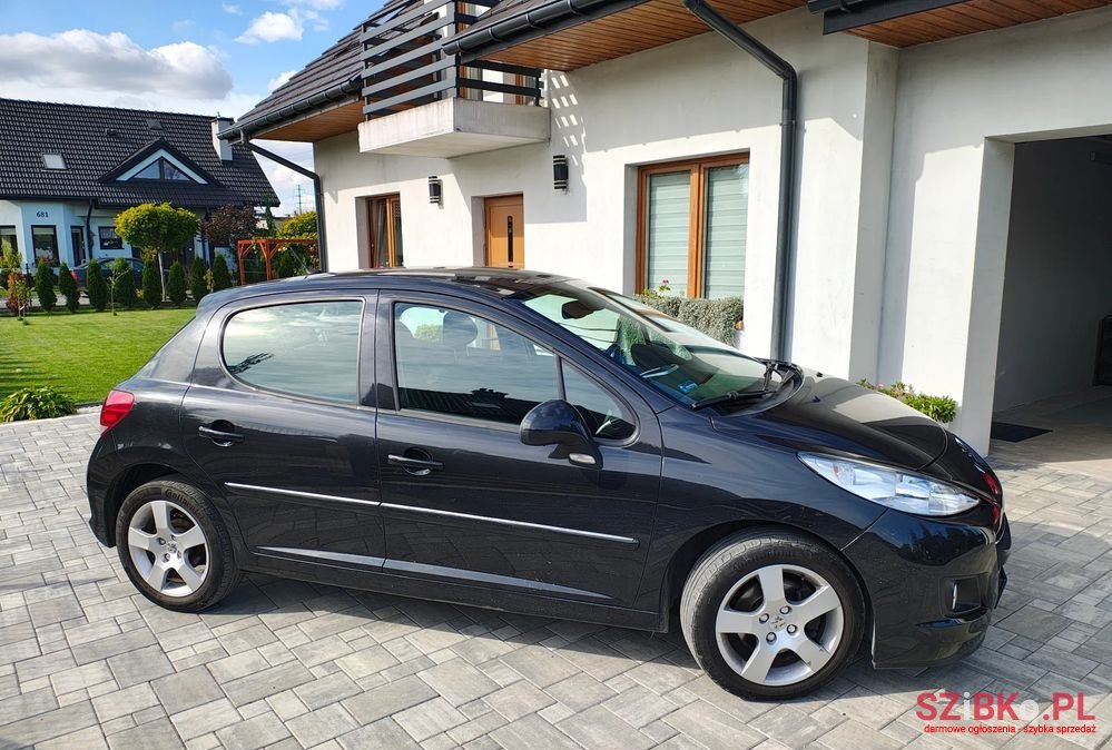 2010' Peugeot 207 1.6 Hdi Outdoor photo #1