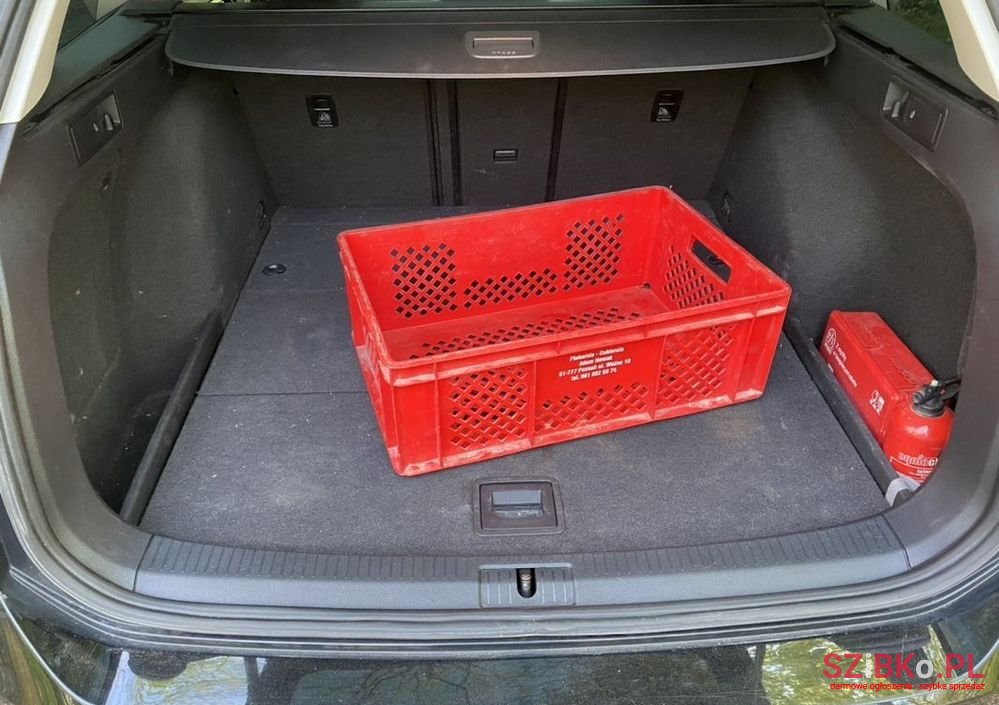 2014' Volkswagen Golf photo #6