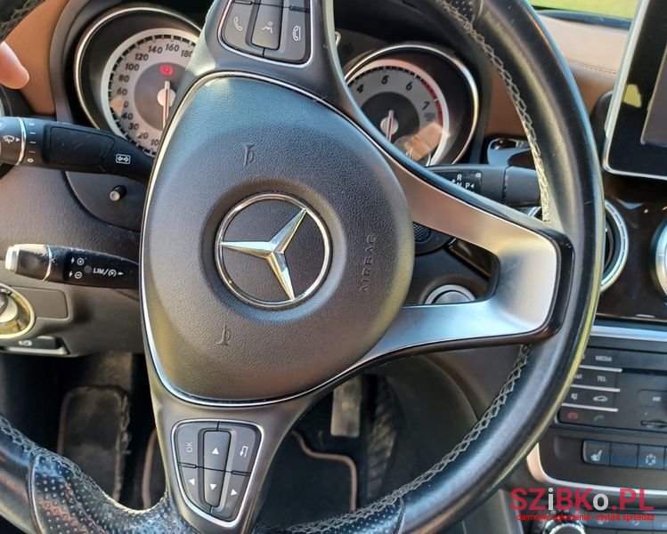 2015' Mercedes-Benz CLA 250 4-Matic Sport photo #6