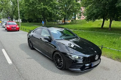 2021' Mercedes-Benz CLA