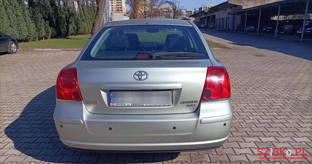 2003' Toyota Avensis 2.0 Vvt-I Sol photo #5