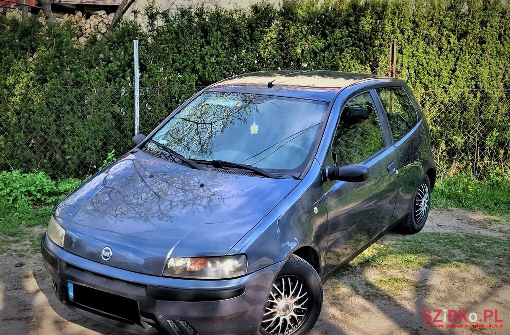 2001' Fiat Punto photo #1
