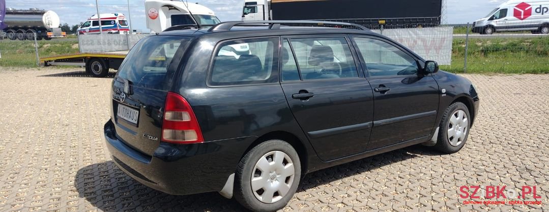 2004' Toyota Corolla photo #6