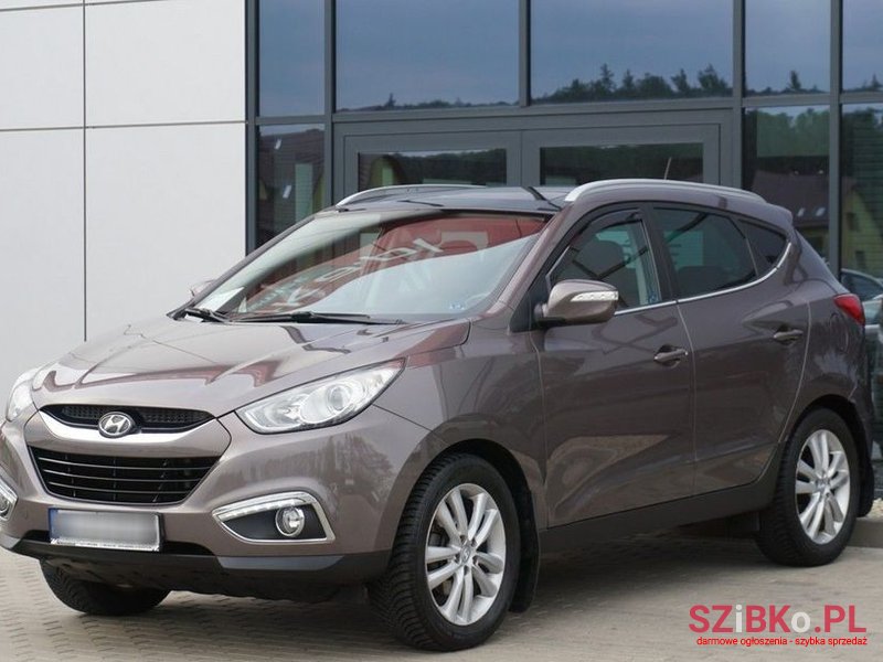 2012' Hyundai ix35 2.0 Crdi 2Wd Style photo #2