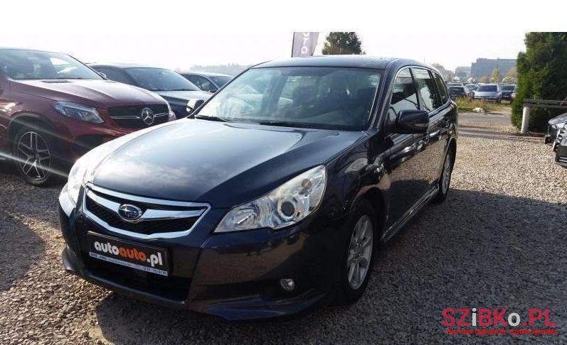 2010' Subaru Legacy Legacy Outback photo #1