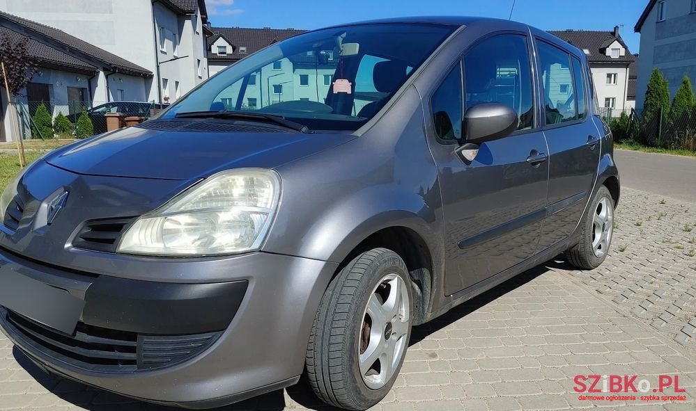2011' Renault Modus 1.2 16V Yahoo photo #3