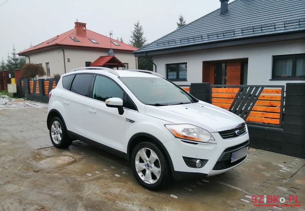2011' Ford Kuga 2.0 Tdci 4Wd Titanium photo #2
