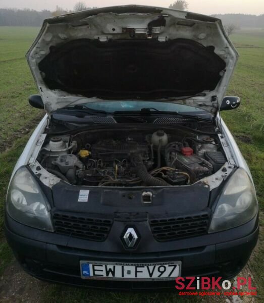 2003' Renault Clio photo #5