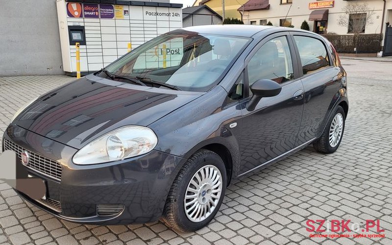 2009' Fiat Grande Punto photo #1