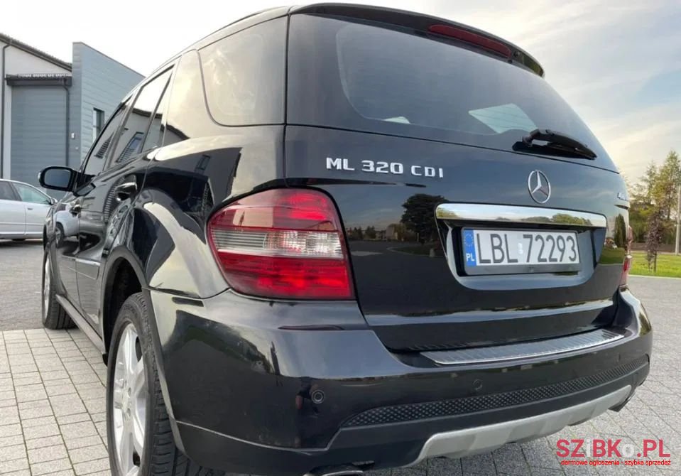 2008' Mercedes-Benz Ml photo #4