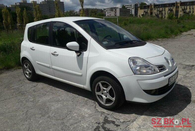 2012' Renault Modus photo #1