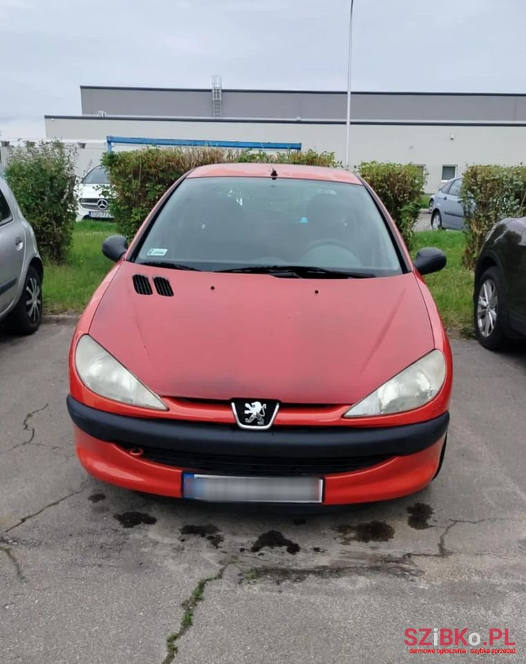 2000' Peugeot 206 photo #2