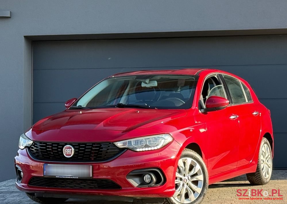 2016' Fiat Tipo photo #2