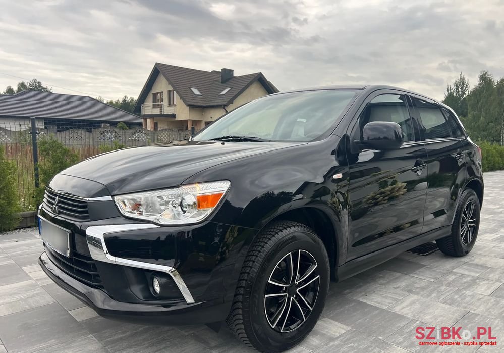 2017' Mitsubishi ASX photo #4