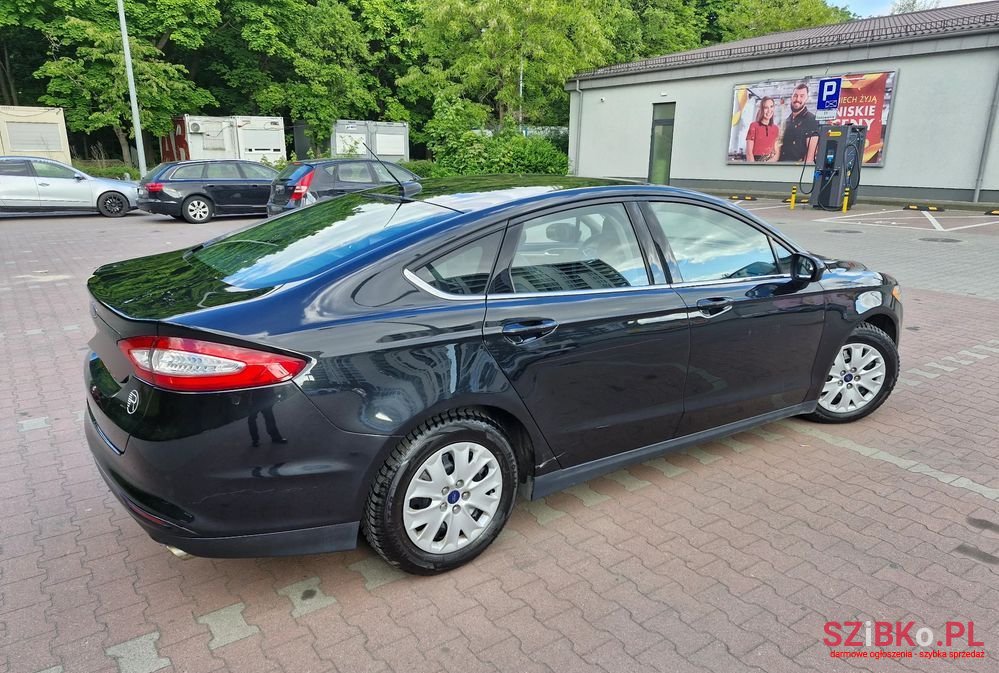 2014' Ford Fusion photo #6
