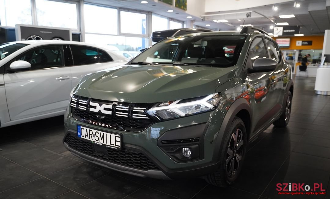 2023' Dacia Sandero Stepway photo #1