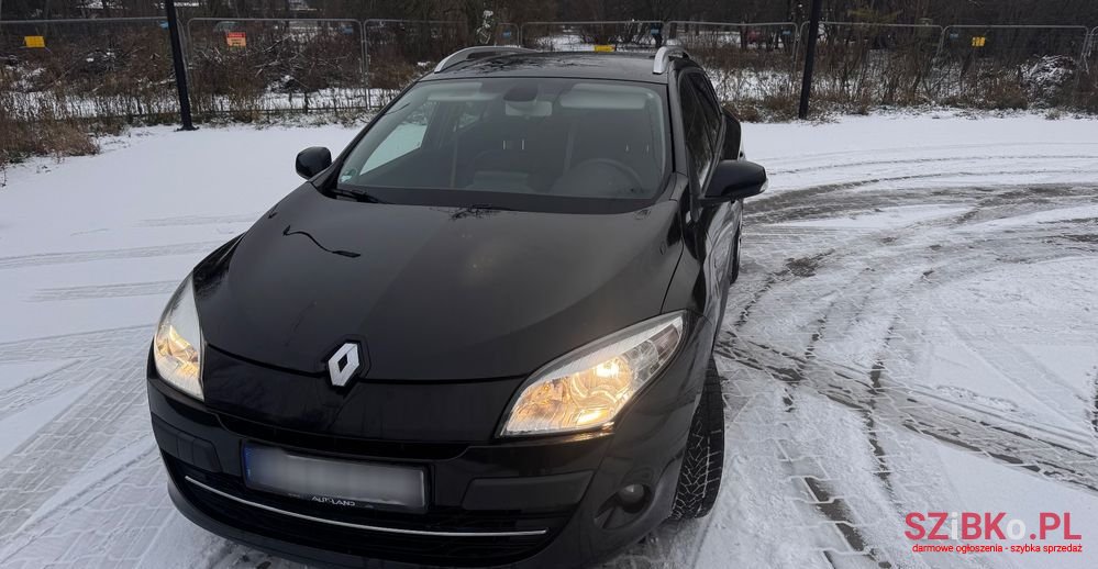 2011' Renault Megane 1.9 Dci Bose Edition photo #3