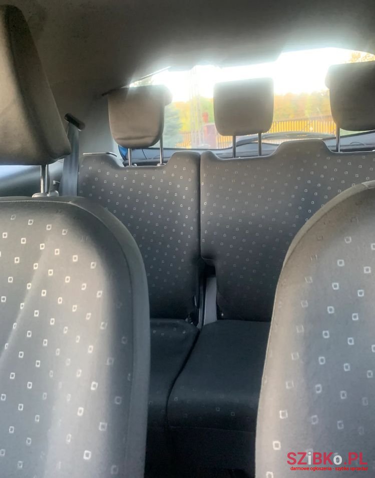 2007' Toyota Yaris 1.0 Luna A/C photo #4