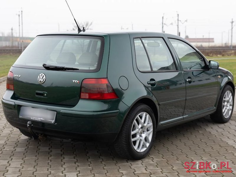 1999' Volkswagen Golf photo #6