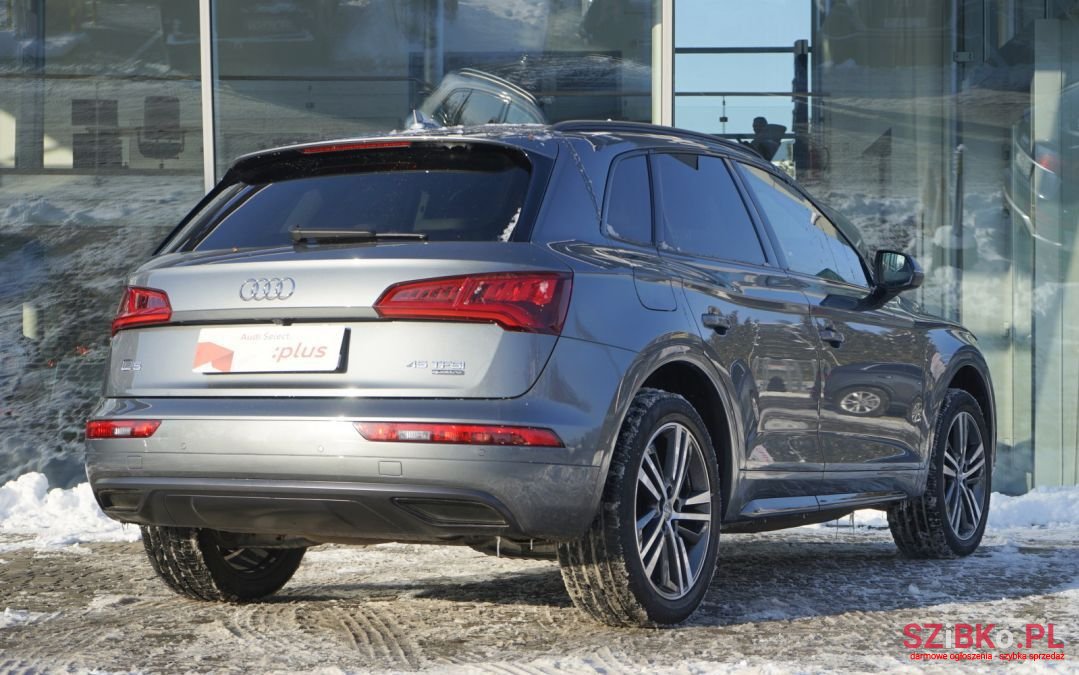 2019' Audi Q5 photo #2