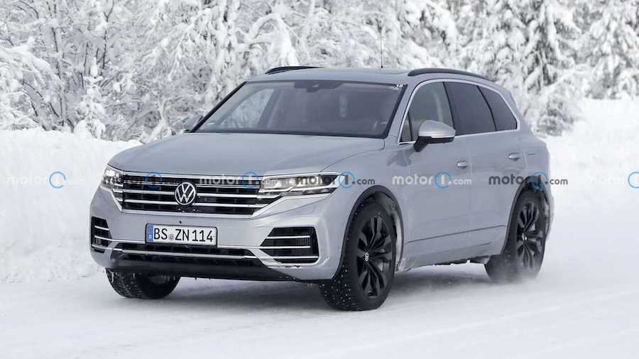 Volkswagen Touareg Uses Stickers To Hide New Styling In Spy Photos