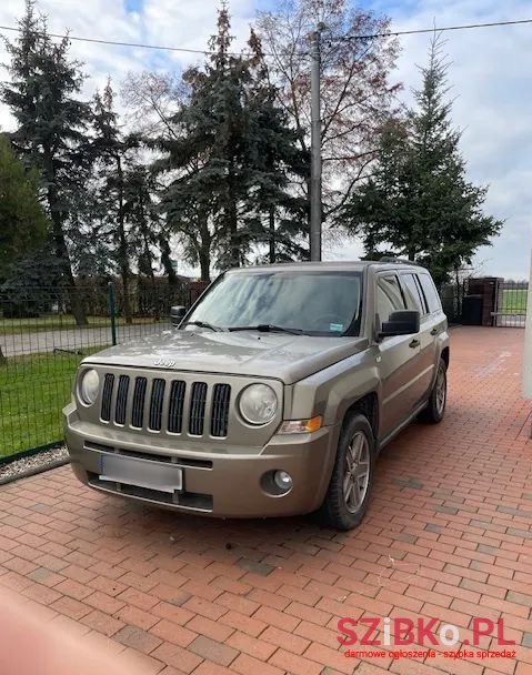 2007' Jeep Patriot 2.0 Crd Sport photo #1