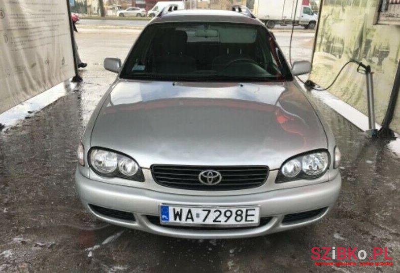 2000' Toyota Corolla photo #1