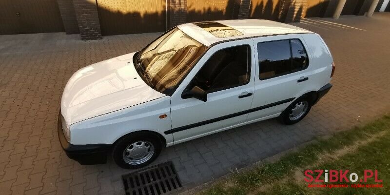 1993' Volkswagen Golf photo #5