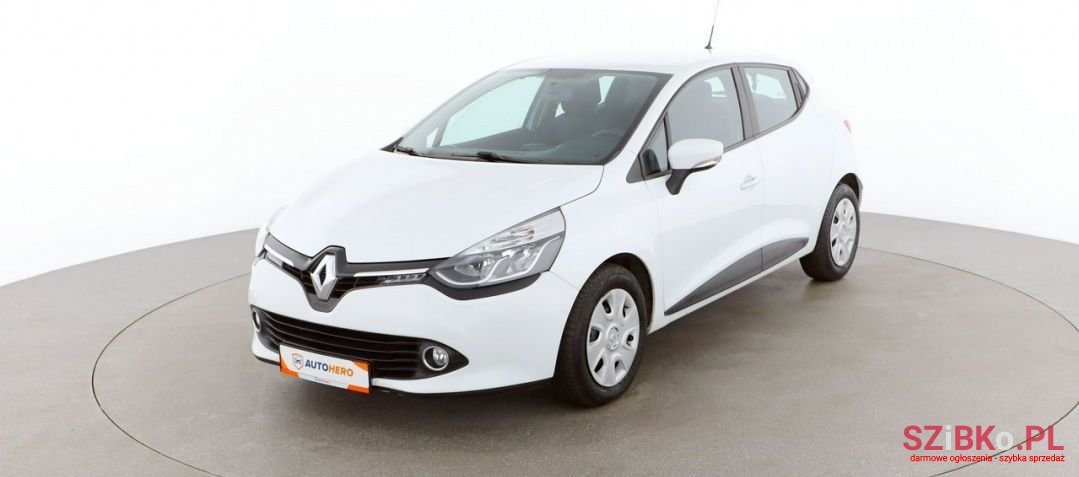 2016' Renault Clio photo #1