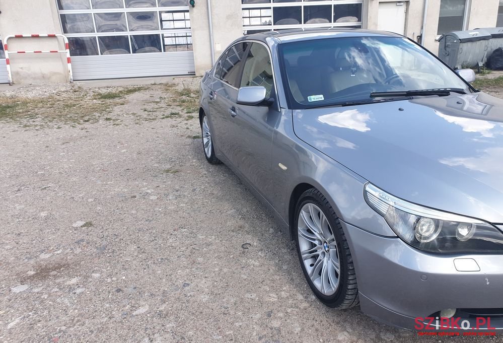 2004' BMW 5 Series photo #5