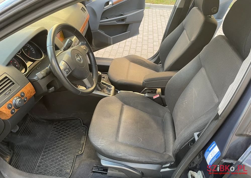 2005' Opel Astra Iii 1.6 Cosmo photo #4