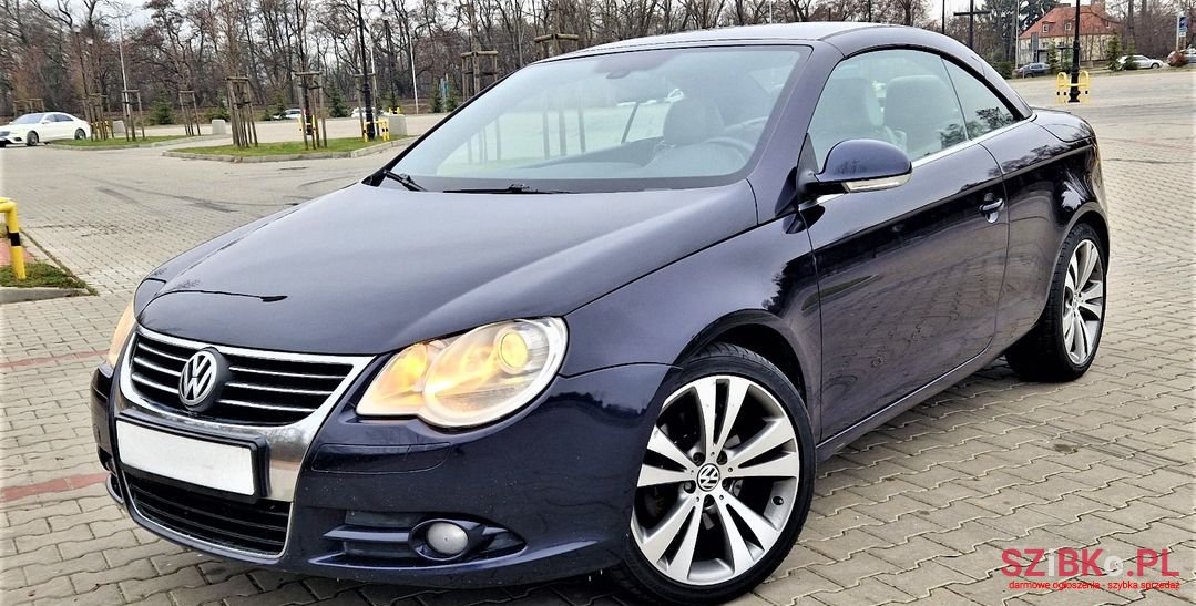 2008' Volkswagen Eos photo #4