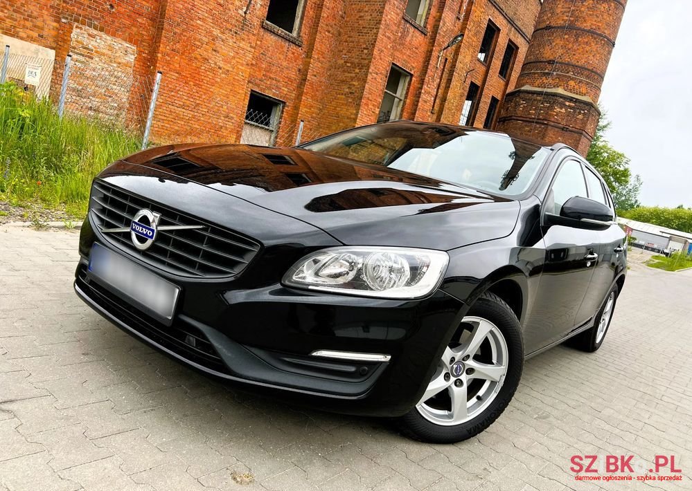 2016' Volvo V60 photo #1