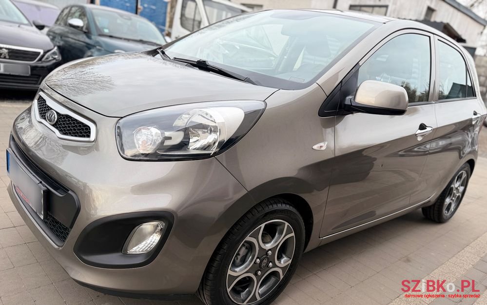 2011' Kia Picanto photo #4