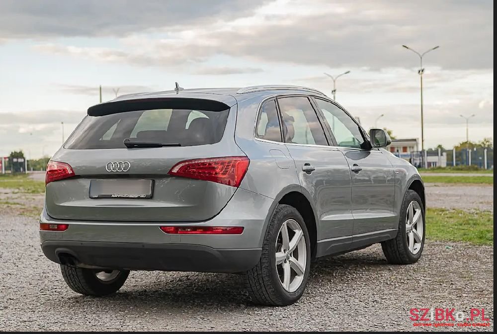 2011' Audi Q5 photo #6